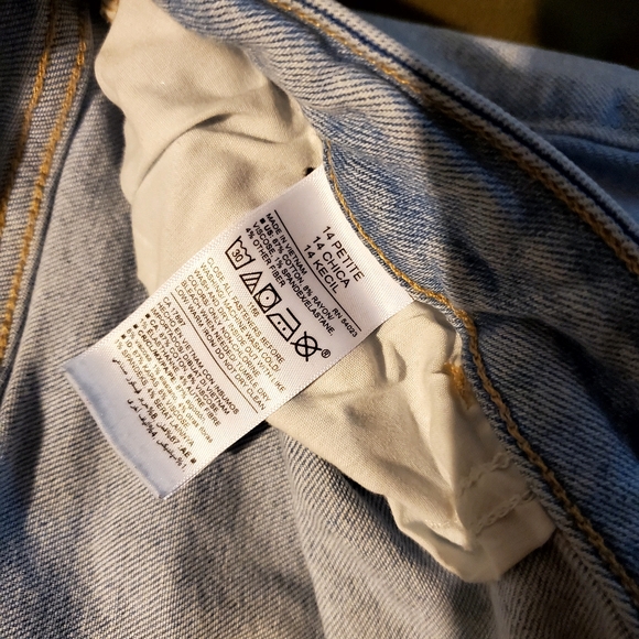 Old Navy Rockstar skinny midrise denim - Picture 3 of 3
